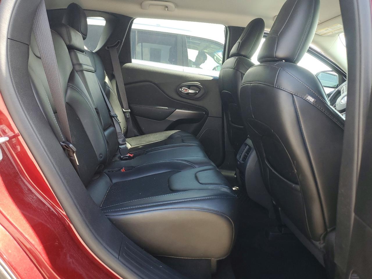 2019 JEEP CHEROKEE LATITUDE PLUS FWD
