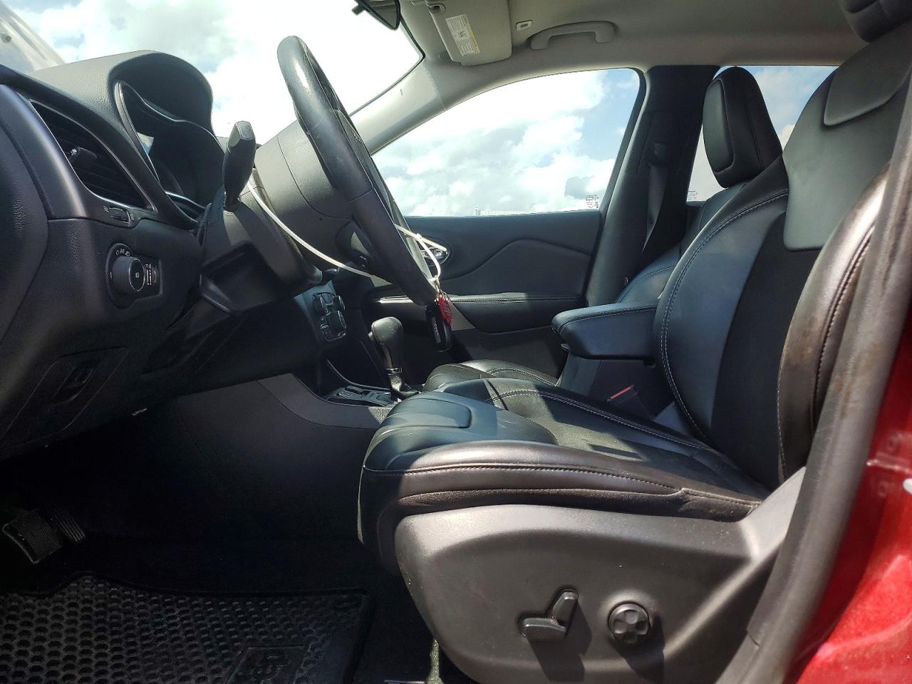 2019 JEEP CHEROKEE LATITUDE PLUS FWD