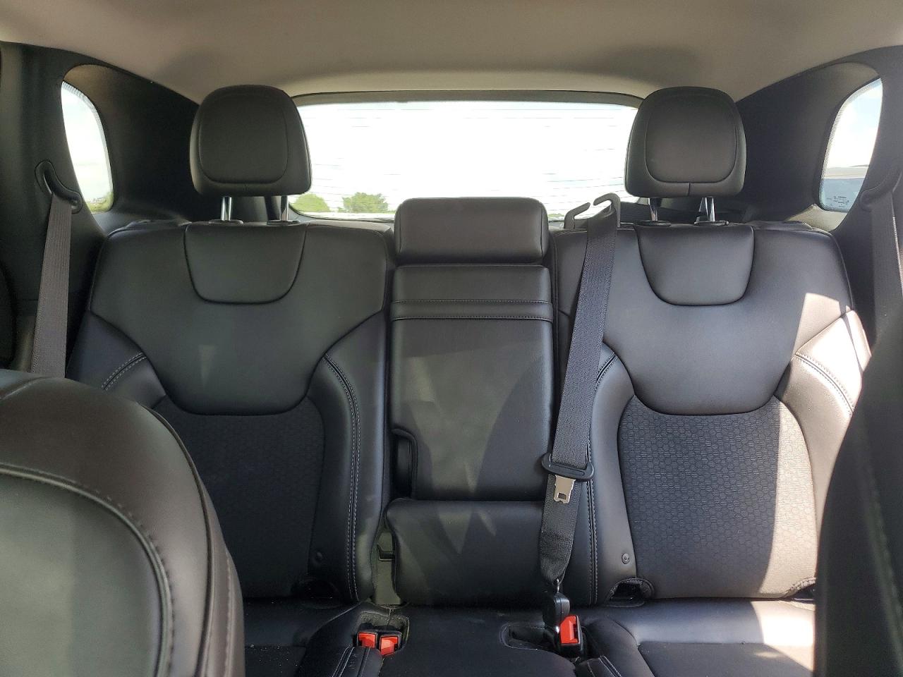 2019 JEEP CHEROKEE LATITUDE PLUS FWD
