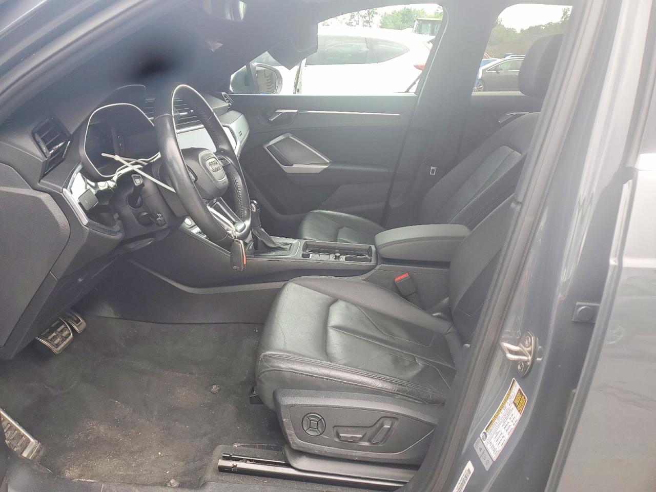 2020 AUDI Q3 quattro Premium