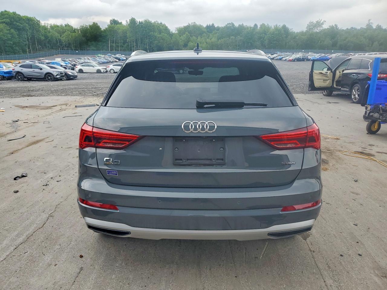 2020 AUDI Q3 quattro Premium