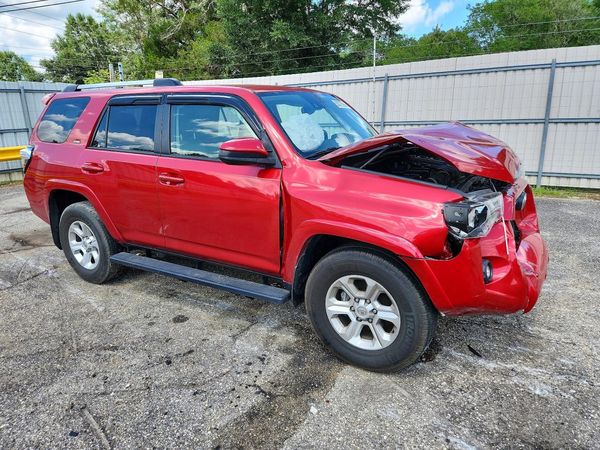 2023 TOYOTA 4RUNNER SR5