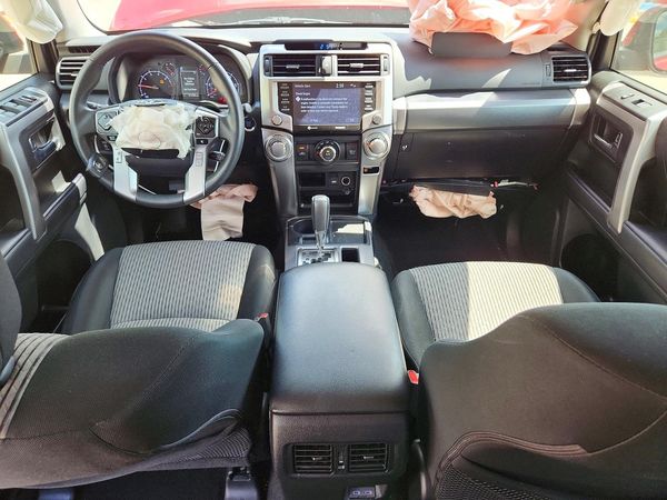 2023 TOYOTA 4RUNNER SR5