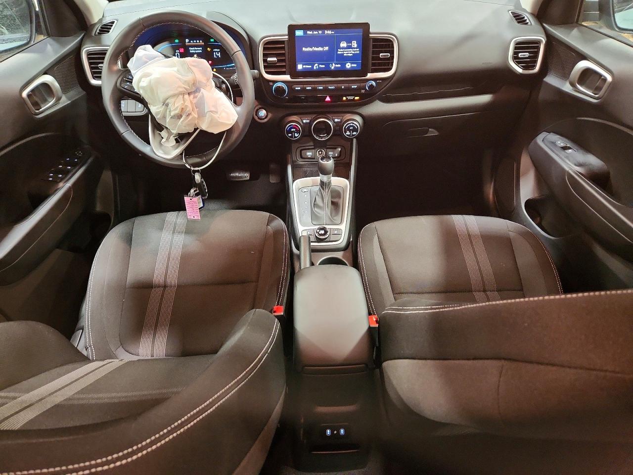 2026 HYUNDAI VENUE SEL, SEL w/ 2-Tone Roof