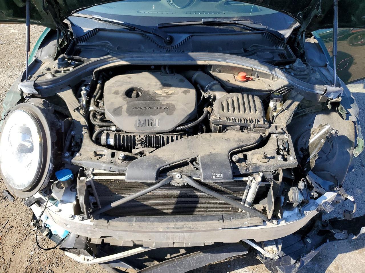 2018 MINI COOPER
