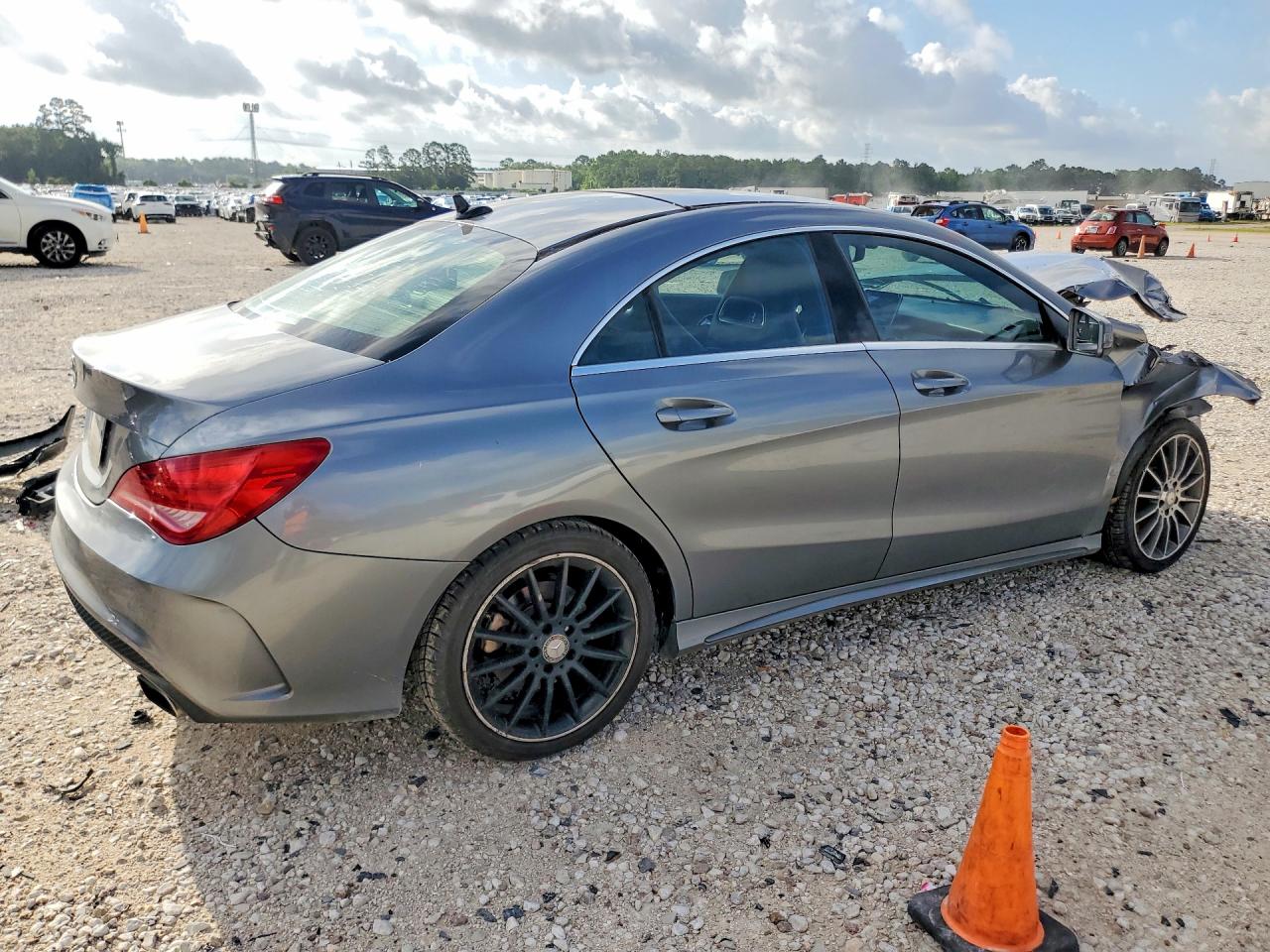 2016 MERCEDES-BENZ CLA CLA250