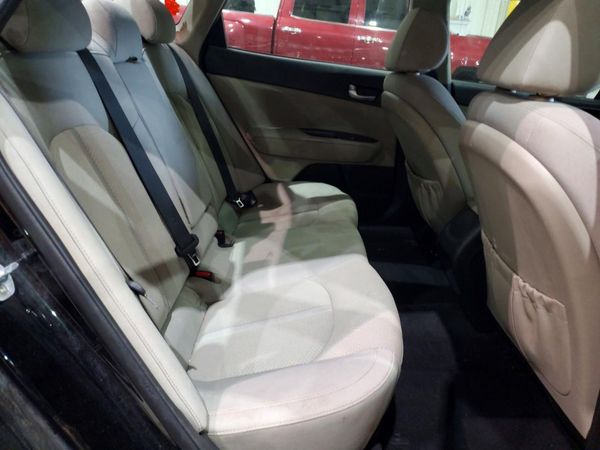 2016 KIA OPTIMA GL