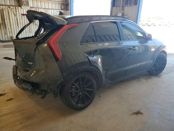 2023 KIA NIRO EX