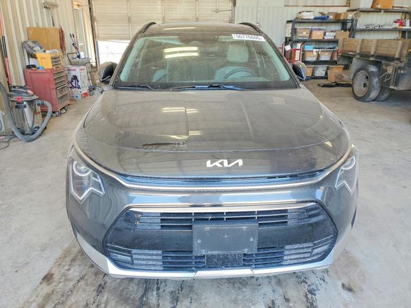 2023 KIA NIRO EX