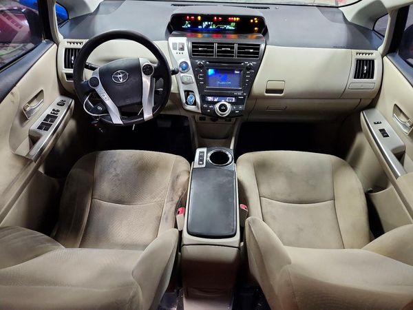 2013 TOYOTA PRIUS