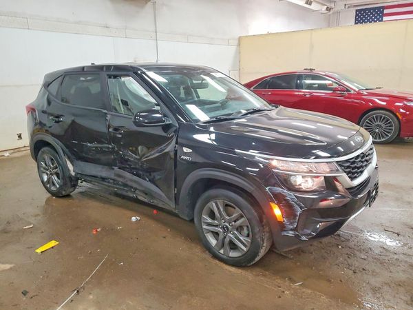 2021 KIA SELTOS LX