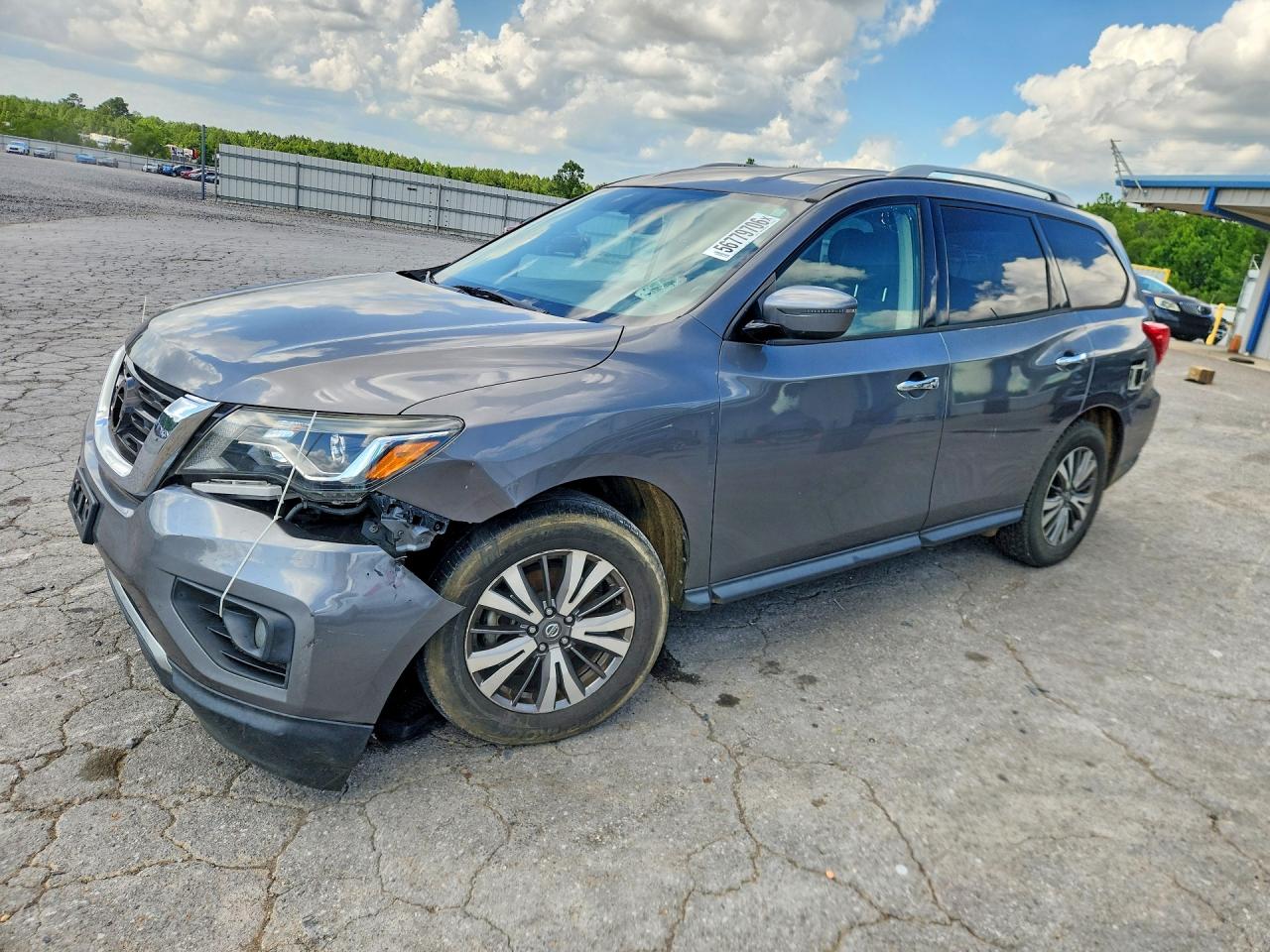 2019 NISSAN PATHFINDER — Front 3/4