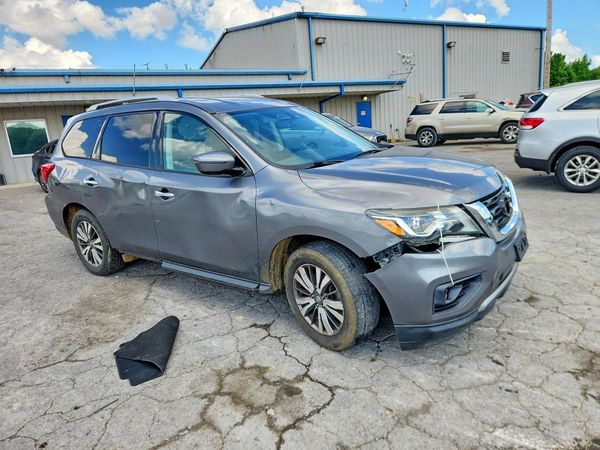 2019 NISSAN PATHFINDER — Passenger 3/4