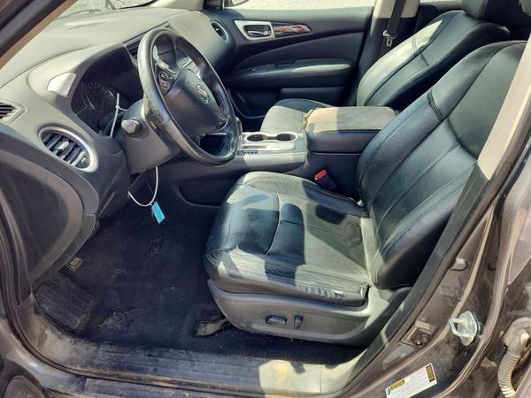 2019 NISSAN PATHFINDER — DENT