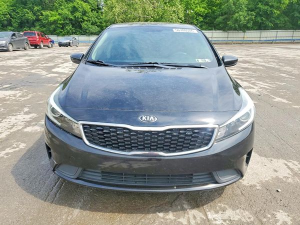 2017 KIA FORTE LX Base