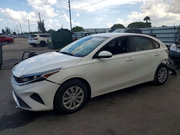 2022 KIA FORTE FE, LXS