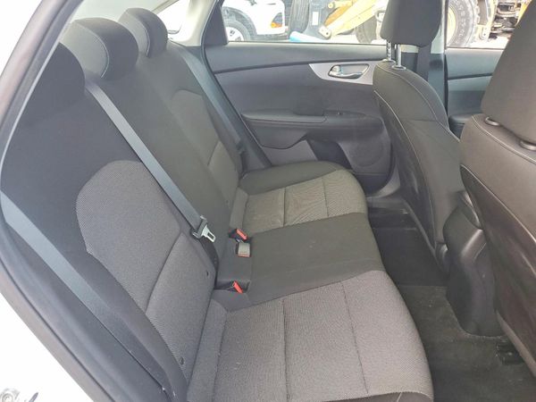 2022 KIA FORTE FE, LXS