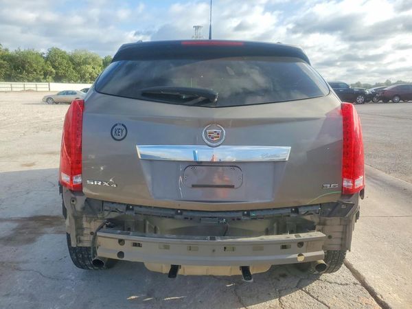 2012 CADILLAC SRX Luxury