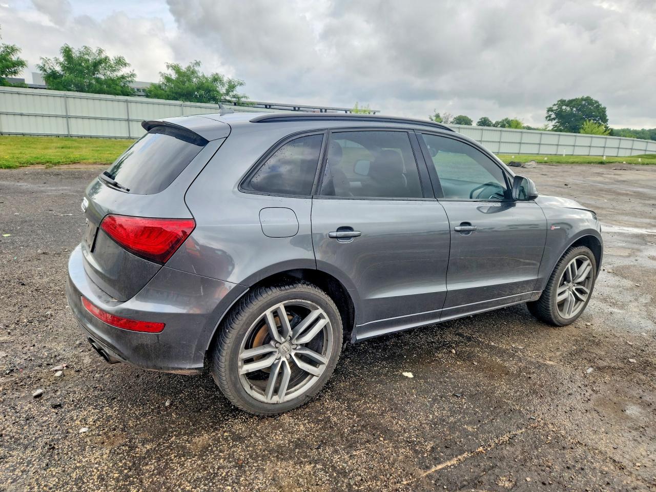 2016 AUDI SQ5 quattro Premium Plus