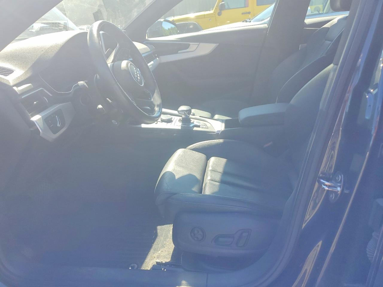 2019 AUDI A4 quattro Premium Plus