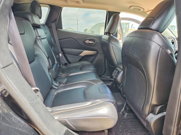 2018 JEEP CHEROKEE LIMITED 4X4