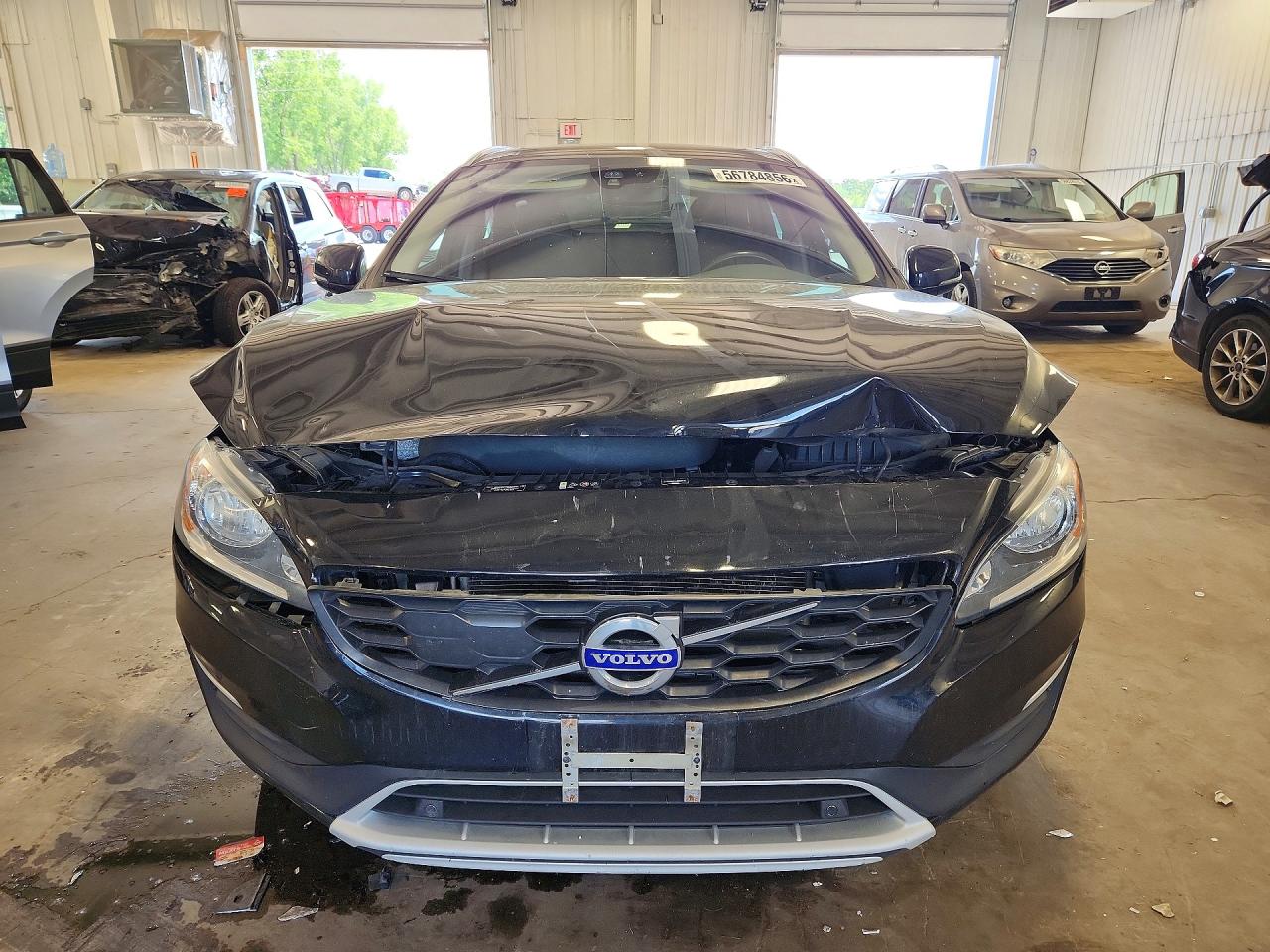 2018 VOLVO V60 CROSS COUNTRY Premier