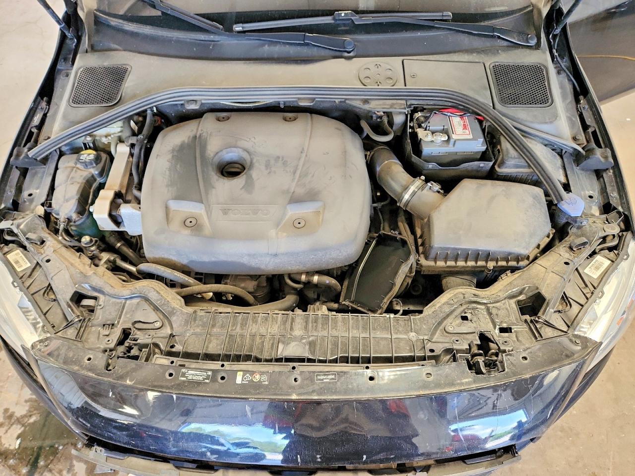 2018 VOLVO V60 CROSS COUNTRY Premier