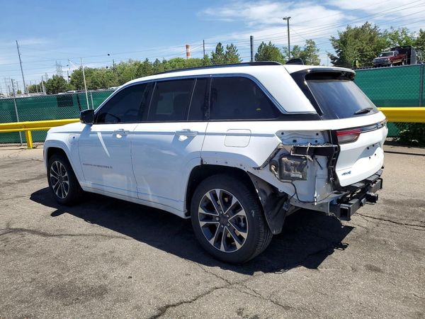 2023 JEEP GRAND CHEROKEE