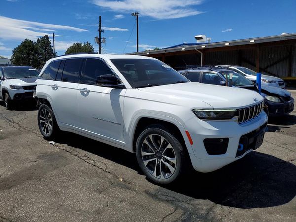 2023 JEEP GRAND CHEROKEE