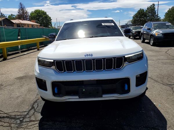 2023 JEEP GRAND CHEROKEE