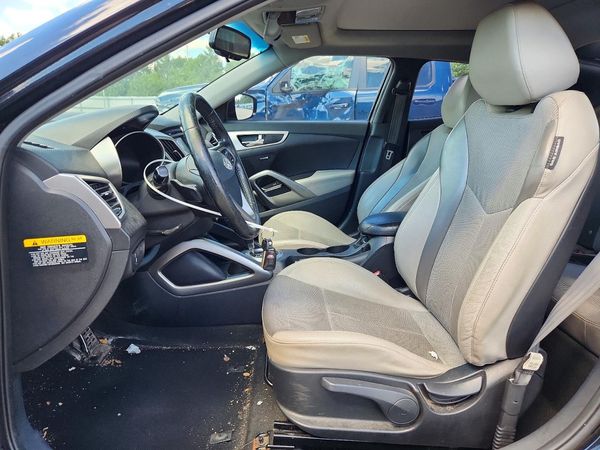 2013 HYUNDAI VELOSTER