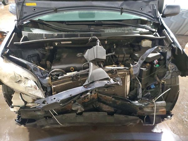 2014 TOYOTA SIENNA