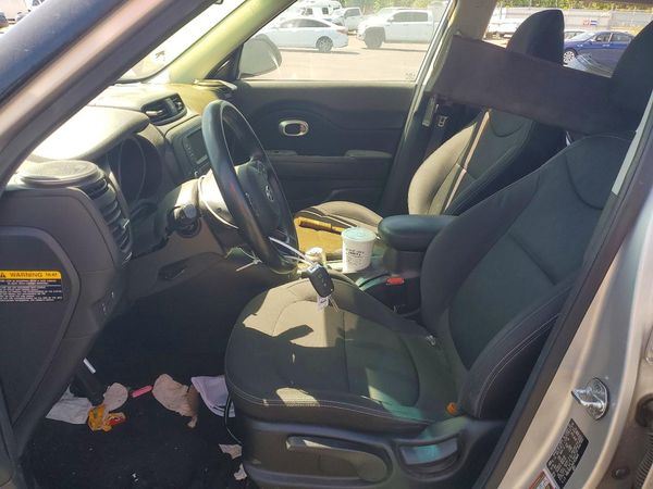 2017 KIA SOUL Base