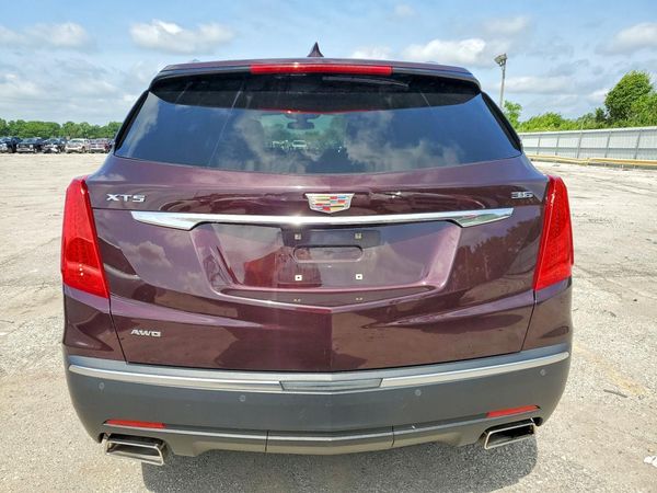 2018 CADILLAC XT5