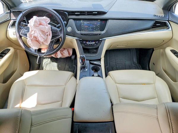 2018 CADILLAC XT5