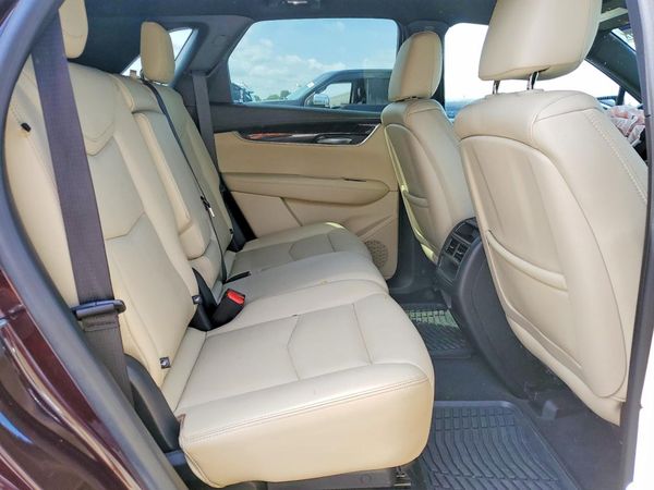 2018 CADILLAC XT5