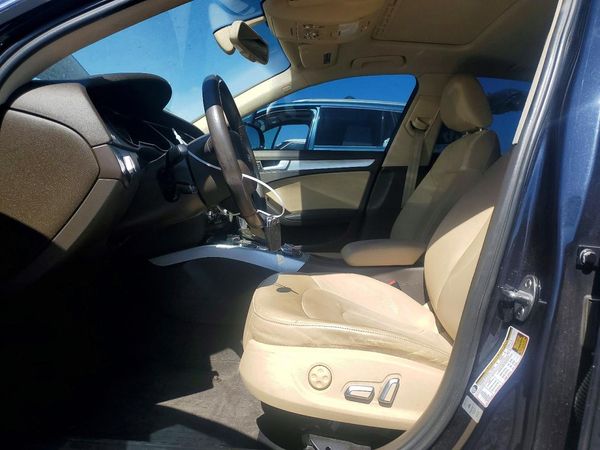 2015 AUDI A4 quattro Premium Plus