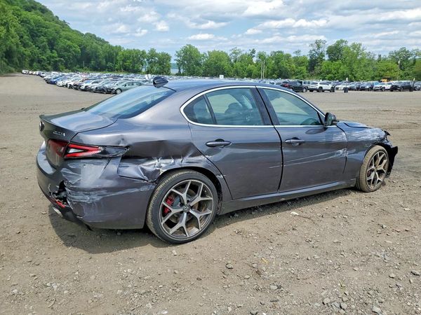 2020 ALFA ROMEO GIULIA TI AWD