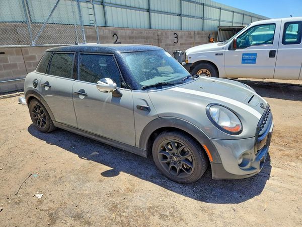 2015 MINI COOPER