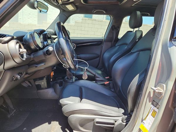 2015 MINI COOPER