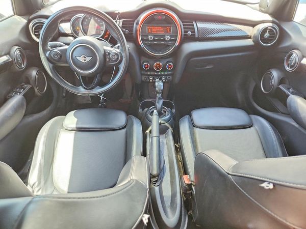 2015 MINI COOPER