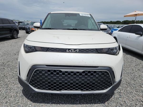 2024 KIA SOUL LX, S