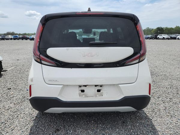 2024 KIA SOUL LX, S