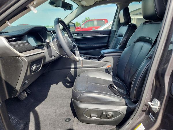 2022 JEEP GRAND CHEROKEE LIMITED 4X4
