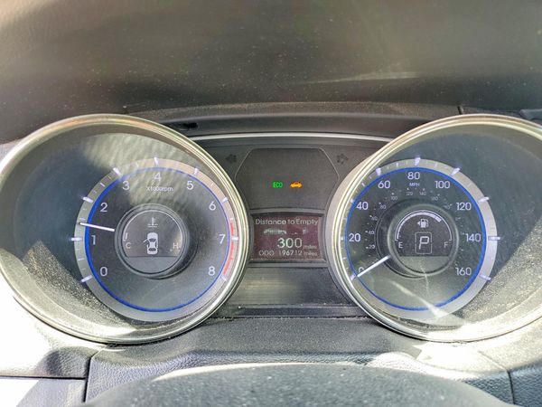 2013 HYUNDAI SONATA GLS/ GLS Popular