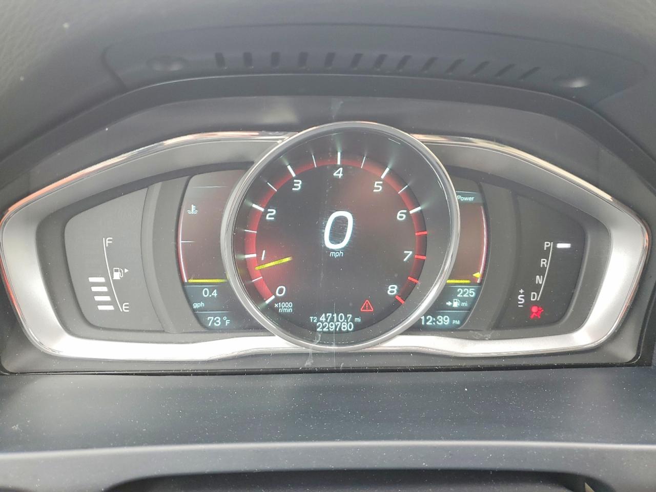 2015 VOLVO S60 Premier (non R design)