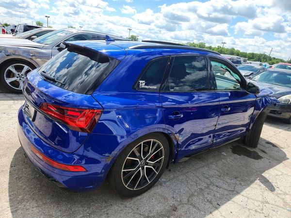 2023 AUDI SQ5 quattro Prestige