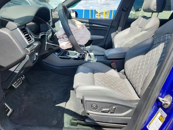 2023 AUDI SQ5 quattro Prestige