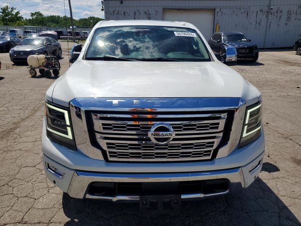 2020 NISSAN TITAN