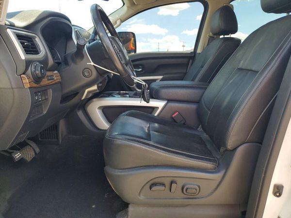 2020 NISSAN TITAN